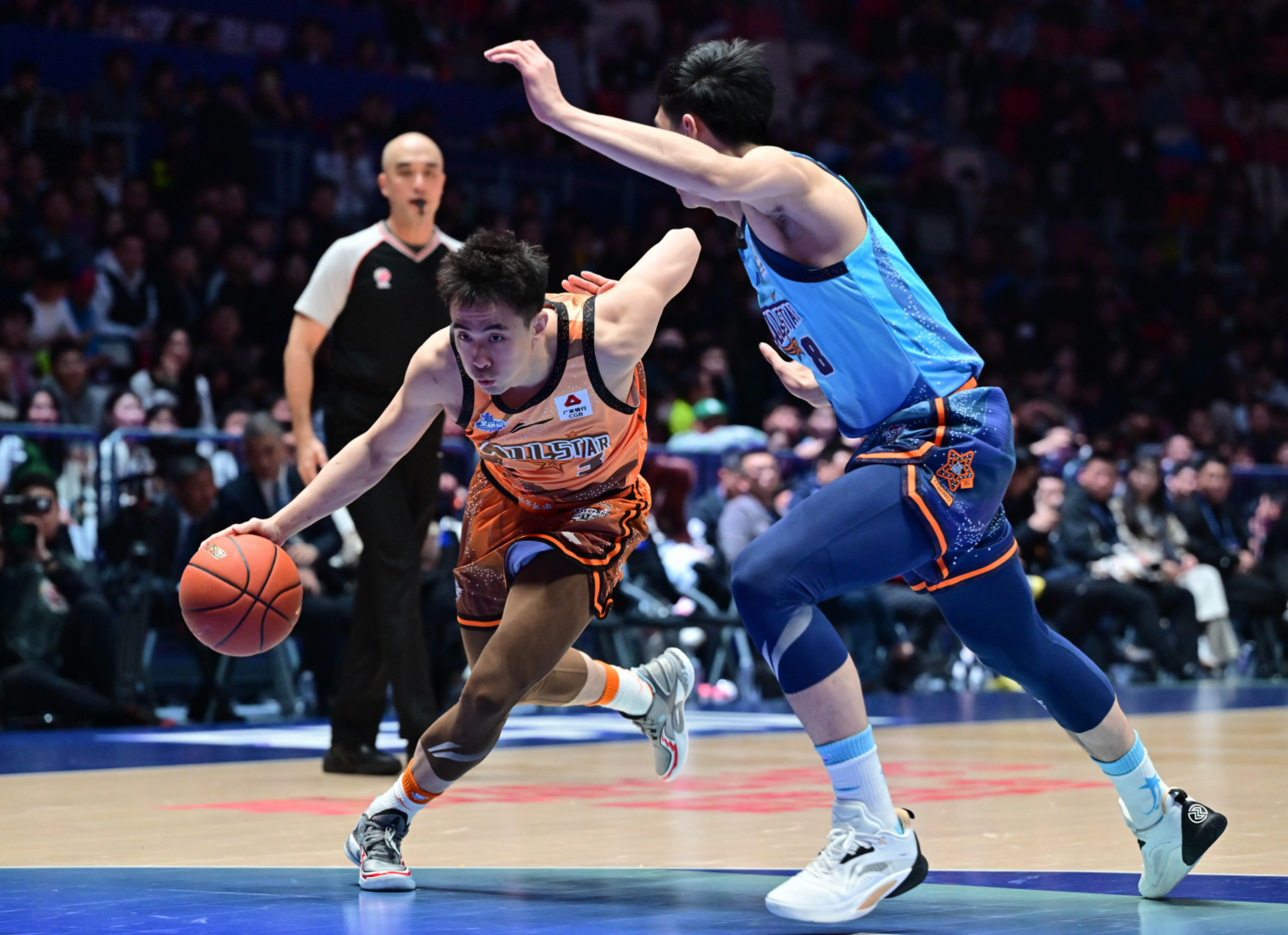 窗口期广厦男篮调整名单以备全明星赛费城76人围绕西甲队长鼓劲，圣安东尼奥马刺复出首秀备战NBA常规赛都惊呆了的简单介绍